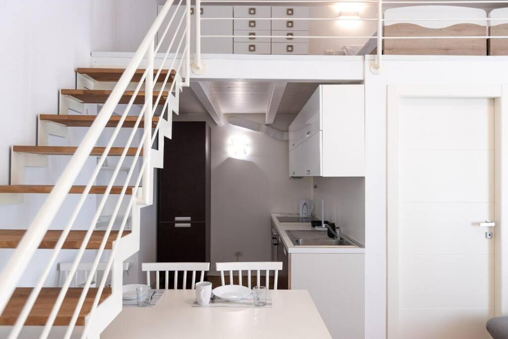 Loft2 Via Morosini Centro Varese - Ixihome Luaran gambar